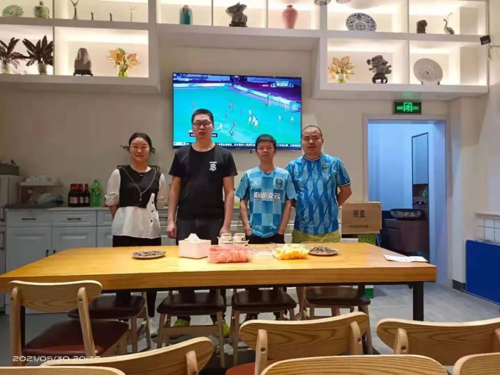  中超联赛榜首大战上演进球盛宴