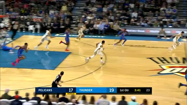  快攻反击行云流水打出团队风采