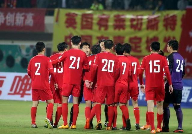  草根球队圆梦记，业余选手击败职业队