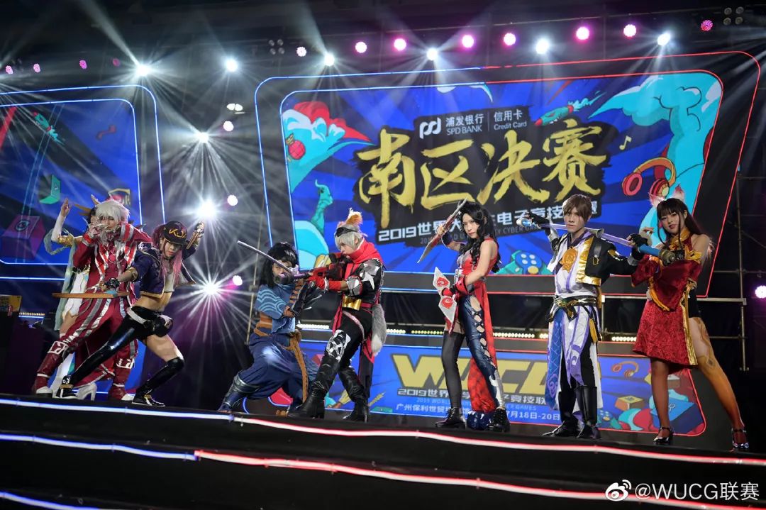  电竞联名款发布，时尚与竞技碰撞擦出火花