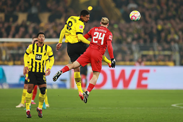  阿尔卡拉斯横空出世，新生代统治网坛