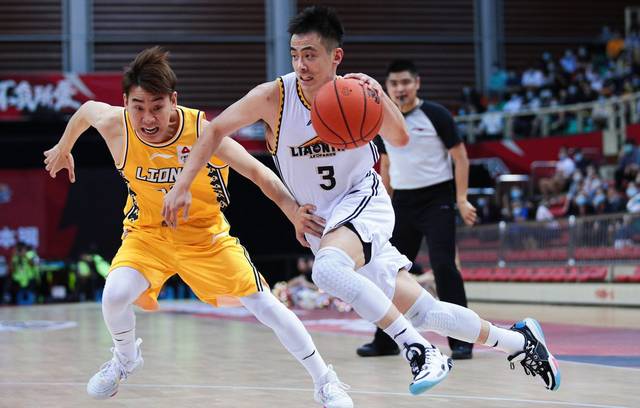  赵继伟末节发威助辽宁逆转浙江广厦